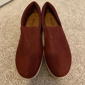 Walking Cradle Leather Snake Print Loafers